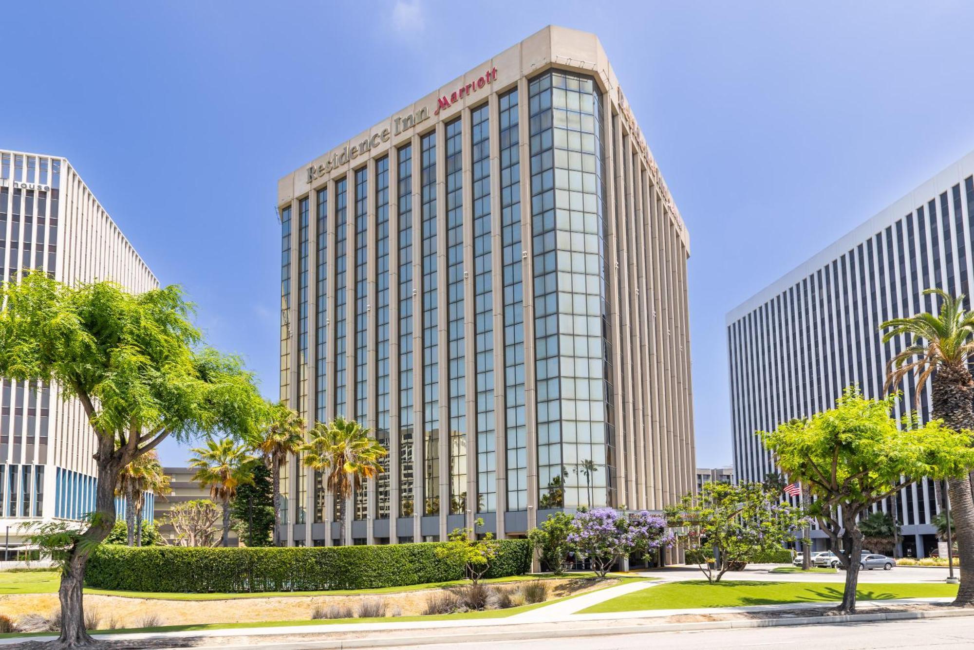Residence Inn By Marriott Los Angeles Lax/Century Boulevard — Photos 1